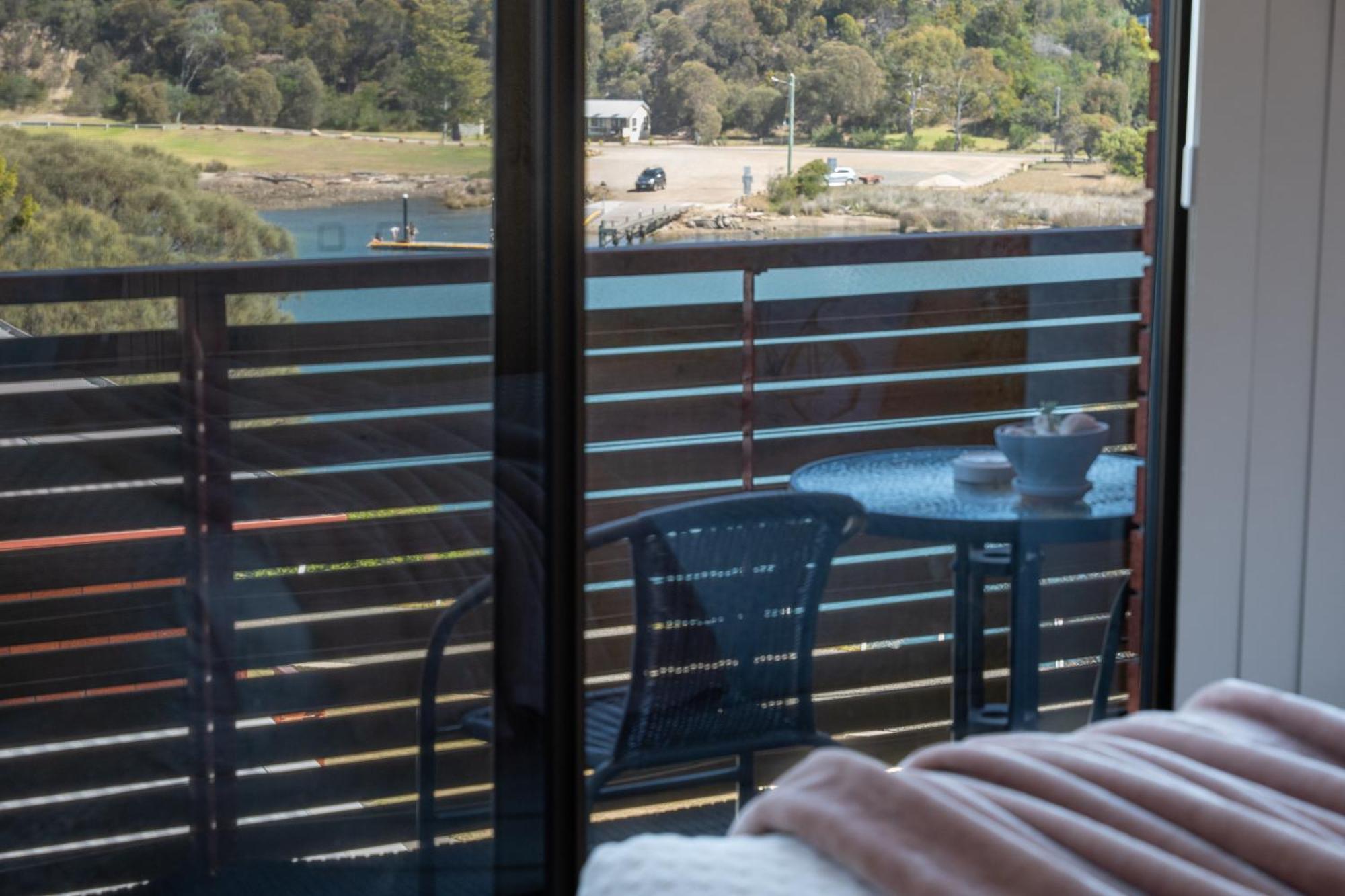 Blue Seas Holiday Villas Scamander Bagian luar foto